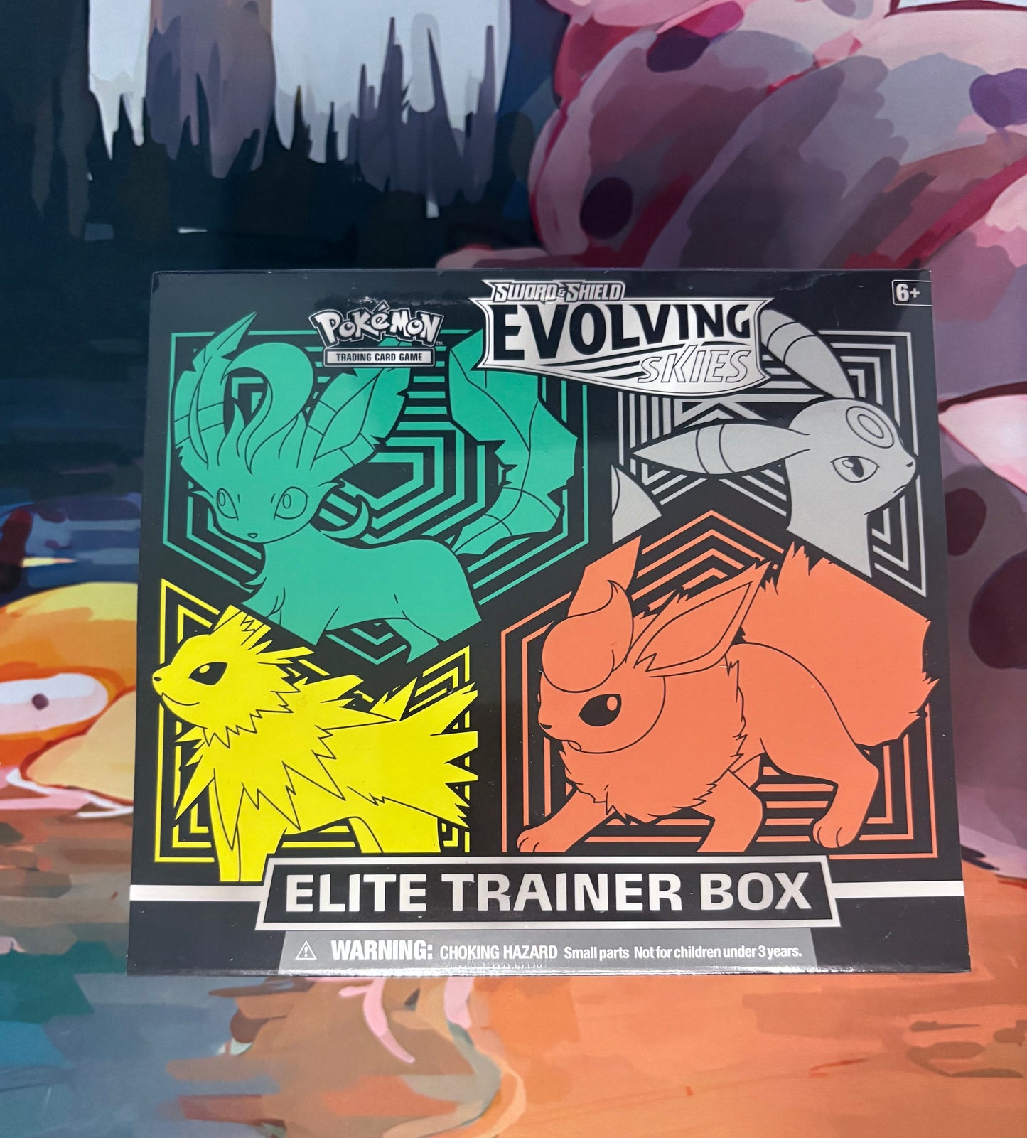 Evolving skies Elite trainer box (Flareon)